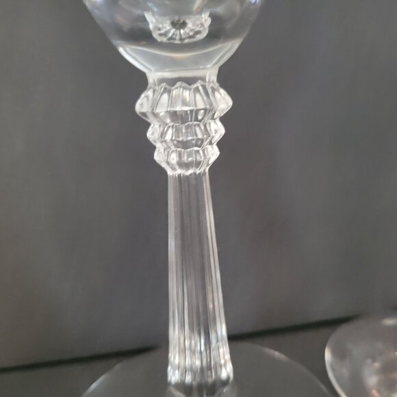 Set Of 4 Vintage Fostoria Laurel Etched Crystal Wine Glasses 7.5" - Picture 3 of 6